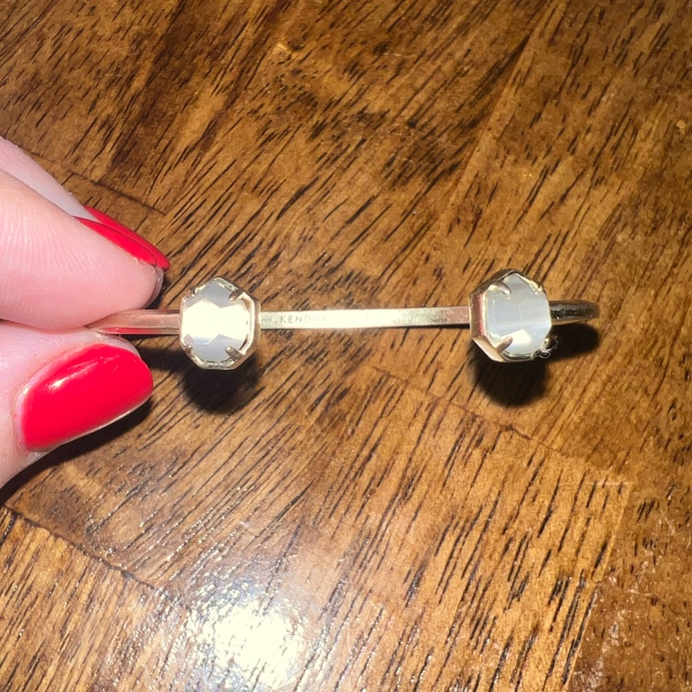 Kendra Scott Cuff Bracelet Gold Tone Slate Cat's Eye. Great condition.